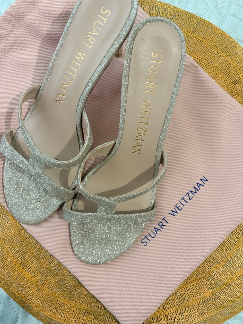 Stuart Weitzman Silver Glitter Slide Mules, sandalias de poco uso.